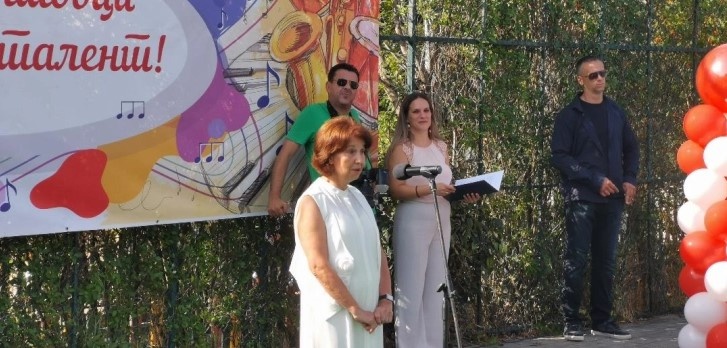 Сиљановска-Давкова до првачињата: „Инвестирајте во себе, нема подобра инвестиција од знаењето“